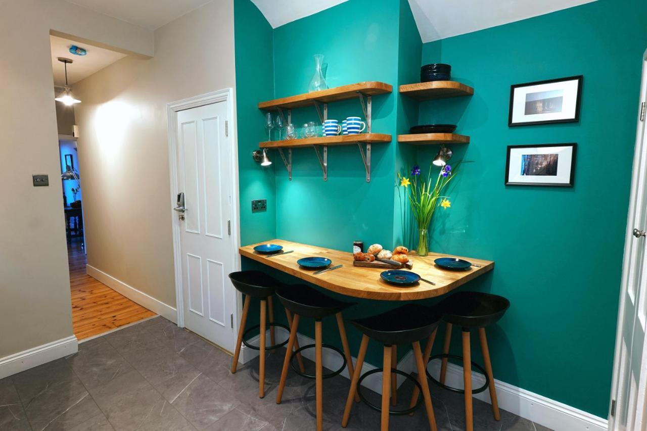 Ferienwohnung Tastefully Decorated 1-Bed With Free Parking - At Hem Winchester Exterior foto